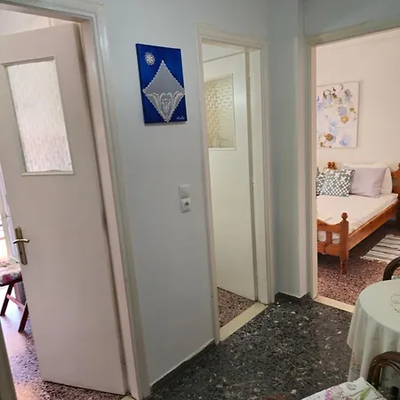 Loutraki Apartment Lägenhet *